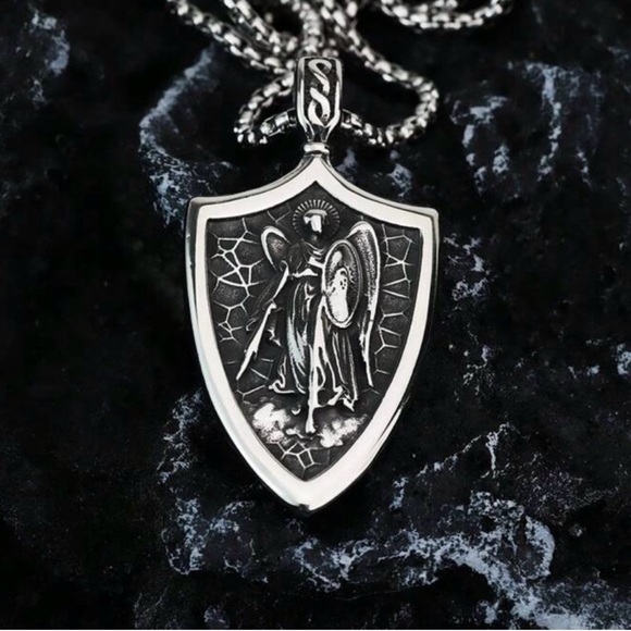 Archangel Michael Shield Saint Religious Holy Catholic Protection Medal Necklace - Picture 12 of 14